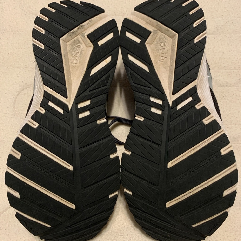 Womens Revel 4.0 Charcoal Black & White Running Athleasure Training Sz 6.5 - Picture 9 of 15